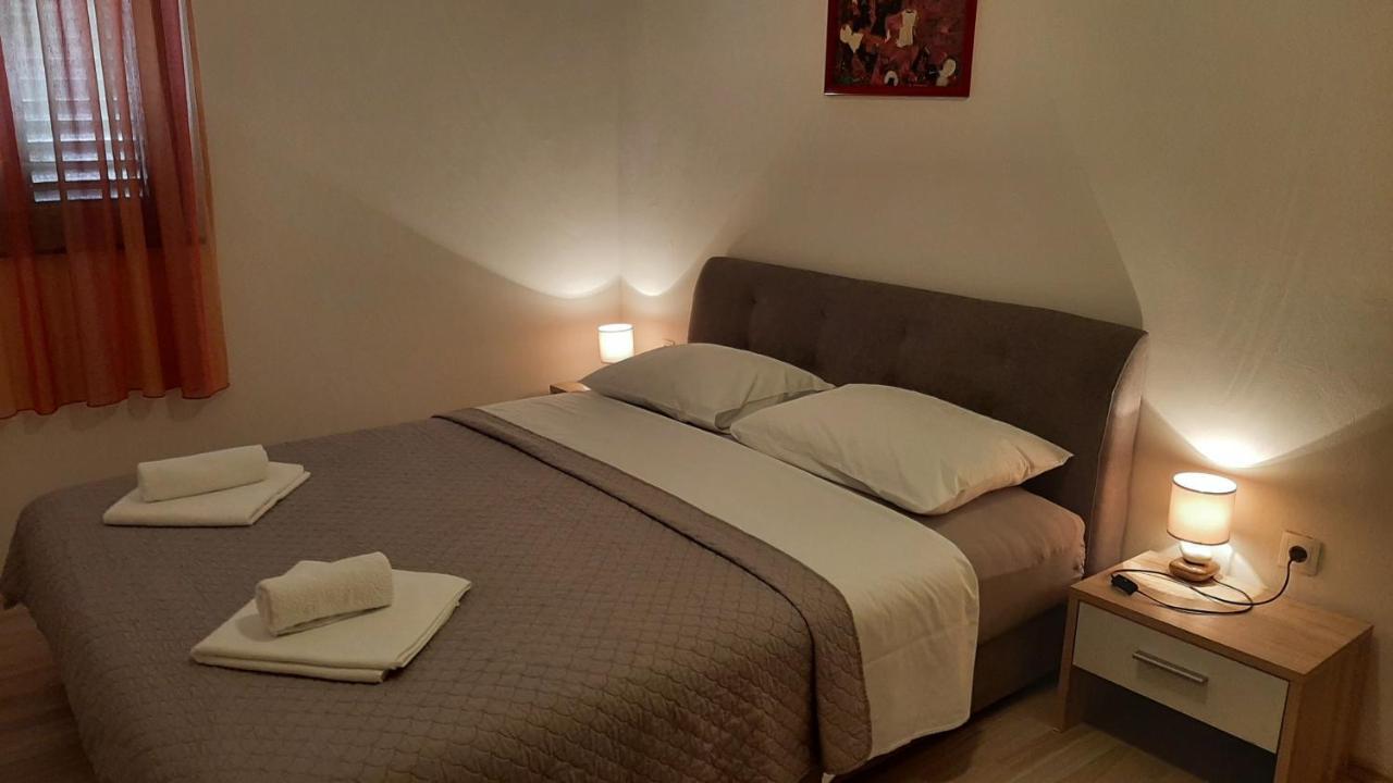 Apartmani Mw, Crveni Apartman Baška Екстериор снимка