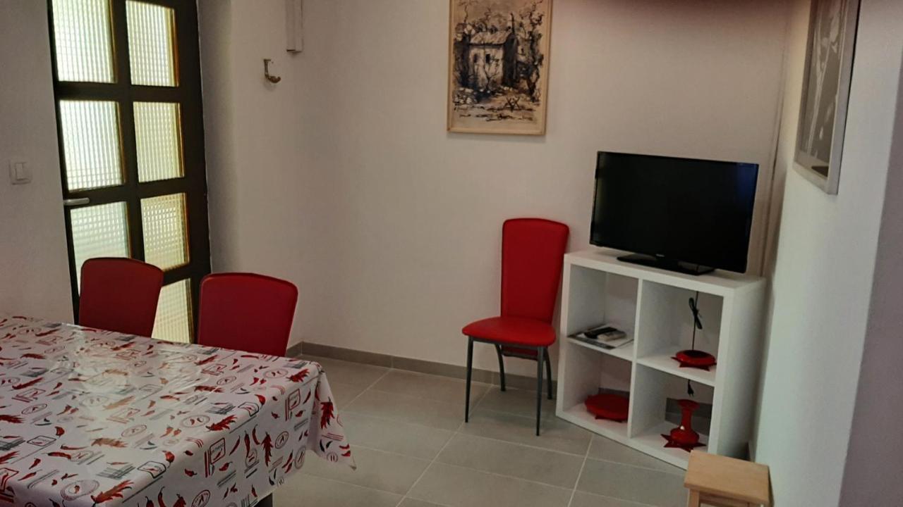 Apartmani Mw, Crveni Apartman Baška Екстериор снимка