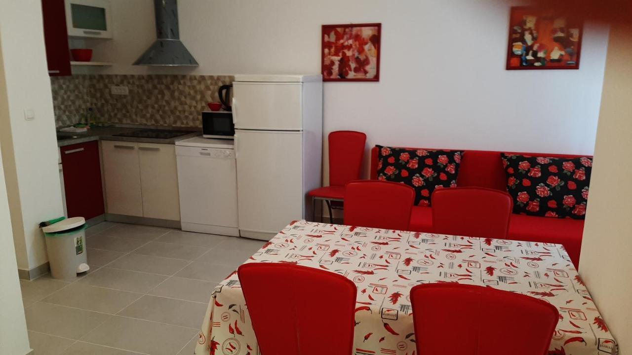 Apartmani Mw, Crveni Apartman Baška Екстериор снимка
