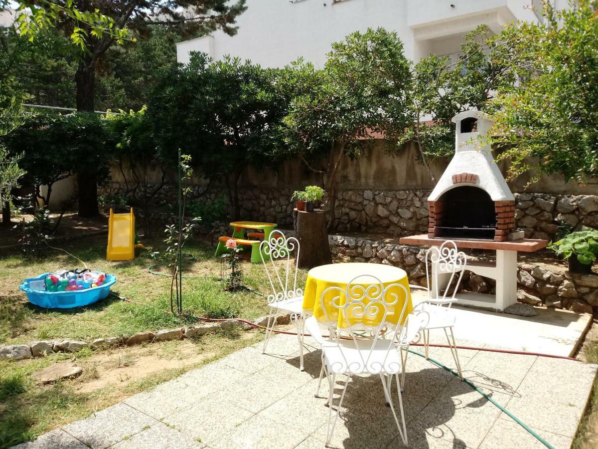 Apartmani Mw, Crveni Apartman Baška Екстериор снимка